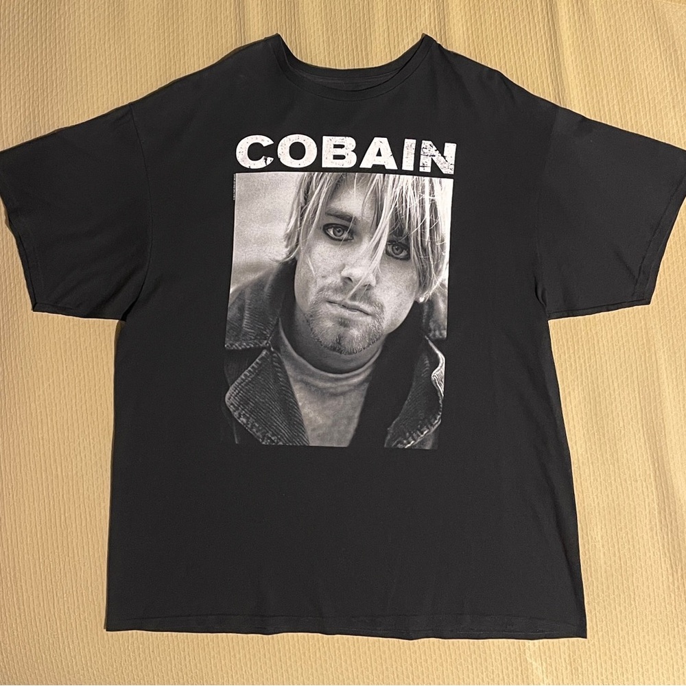 KURT COBAIN NIRVANA 2015 The End Of Music Black T-Shirt 100% Cotton Size 2XL